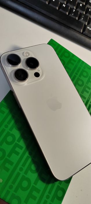 Iphone 15 pro  - отличен 99%