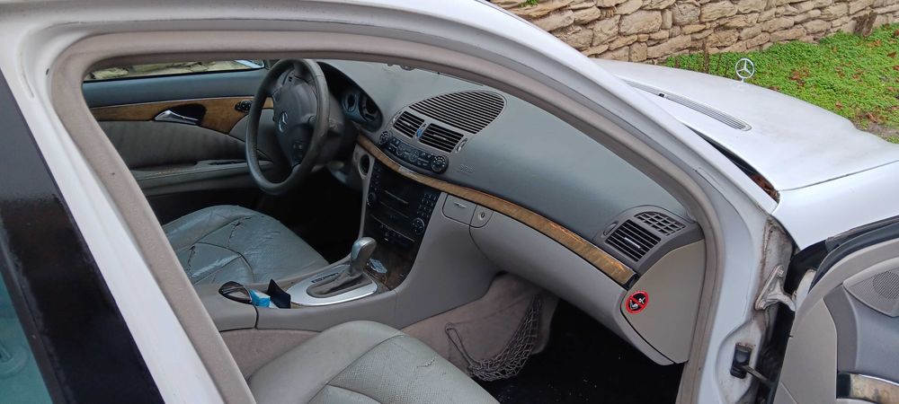 Mercedes E270 177к.с.