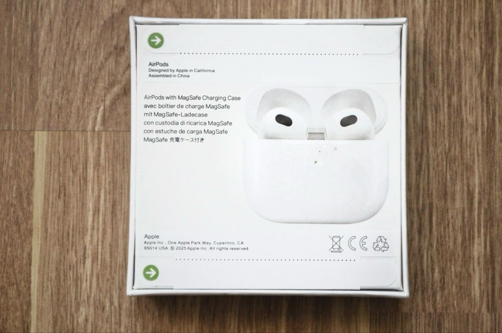Airpods 4 Apple
