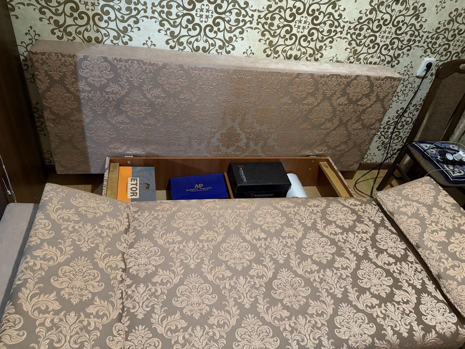 Продаётся диван!!