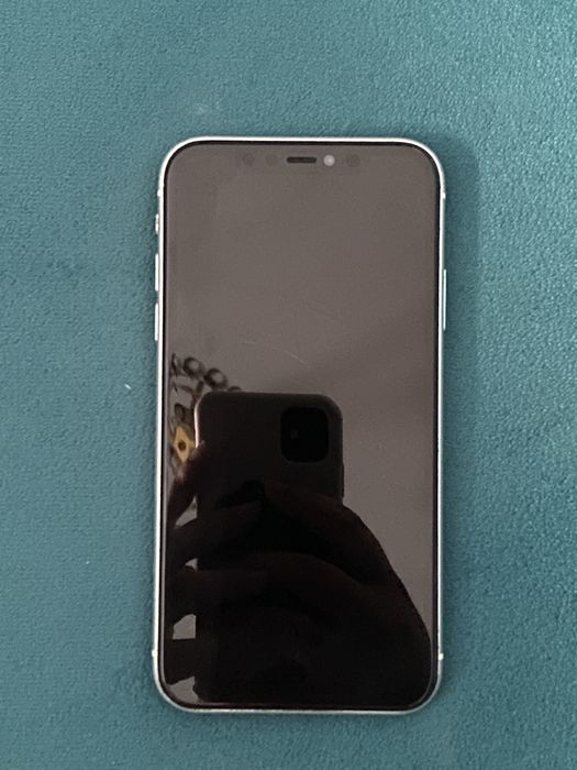 Iphone 11 utilizat