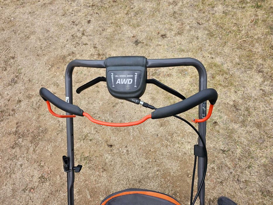 4х4 СамоХодна Косачка HUSQVARNA  .Honda. Като НОВА