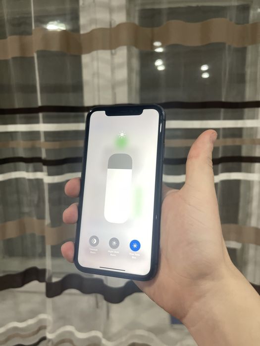 IPhone 11 64GB продам