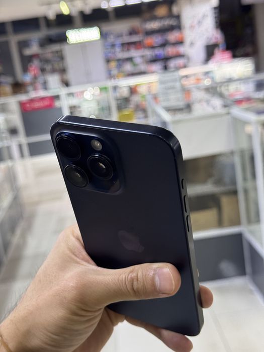 Iphone 15 Pro Max. 256гб. 86%