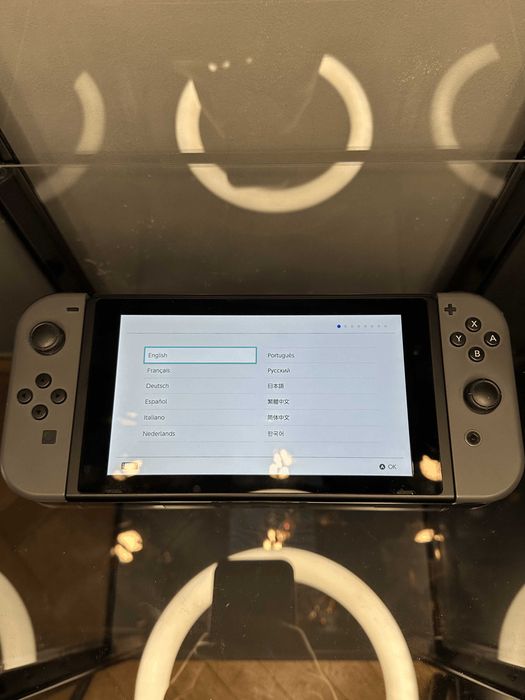 Nintendo Switch 1 + SD Card 128GB