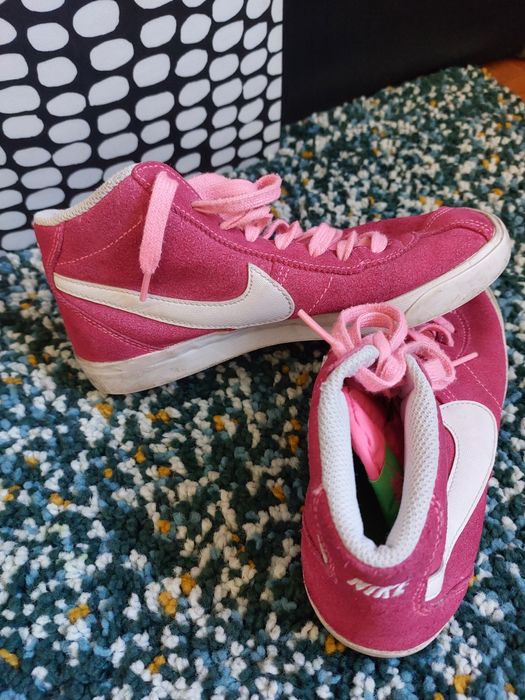 Дамски кецове Nike