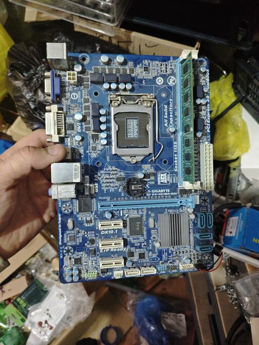 Продам материнскую плату Soket 1155 с оперативной  8gb 1333 МГц