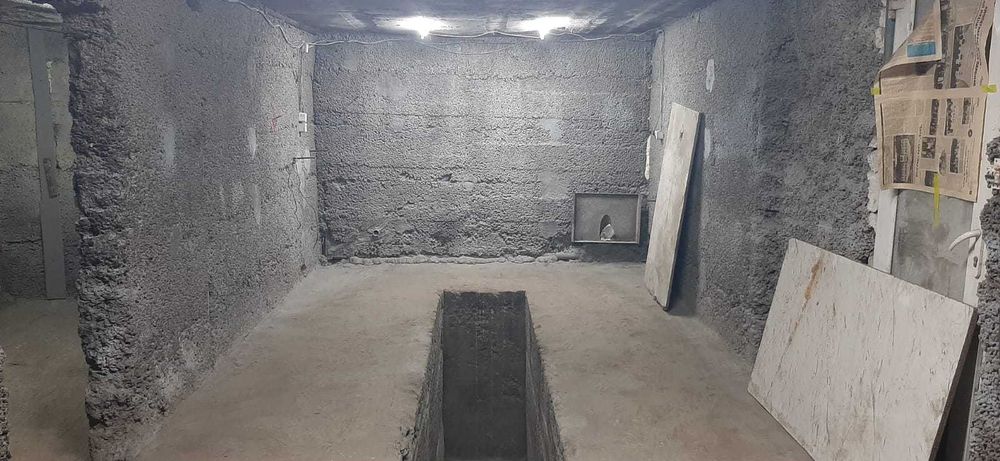 Приму в хранение шины, диски, колеса
