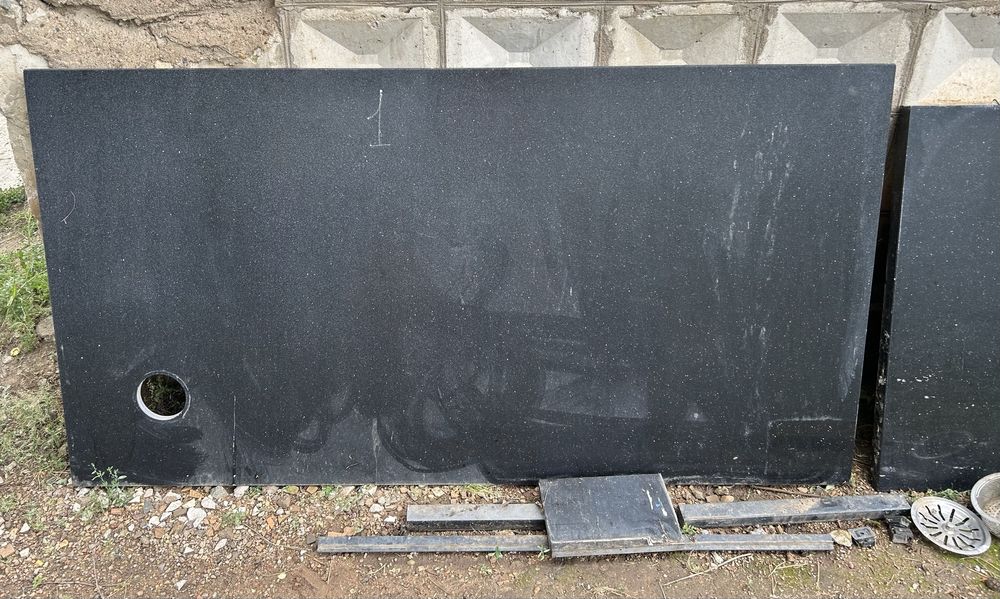 Продам столешницу из обработанного мрамора б/у