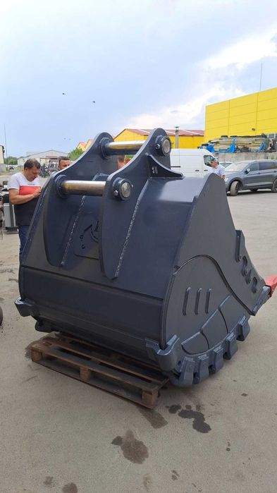 Cupa excavator productie 25 60 tone Hardox cupa grea balastiera cariera Caterpillar Komatsu Volvo Hitachi Liebherr Terex