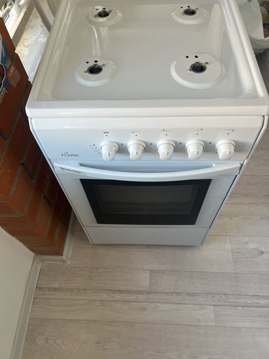 Продам газ плиту в идеальном состоянии!