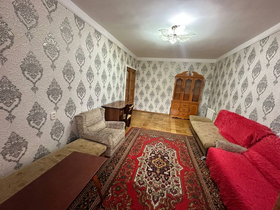 Сдаётся 2в3/4/4 на м-в БИЙ (Максим Горького) ул. Лафарга