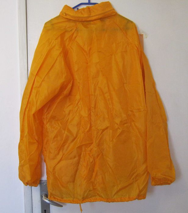 Яке против вятър, шушляк, ветровка