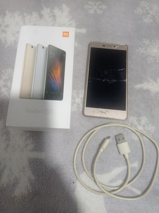 Redmi 3 S смартфон