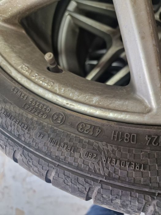 Гуми с Джанти за Mercedes Cls W218 255/40 , 285/35 ZR18 dot 2023