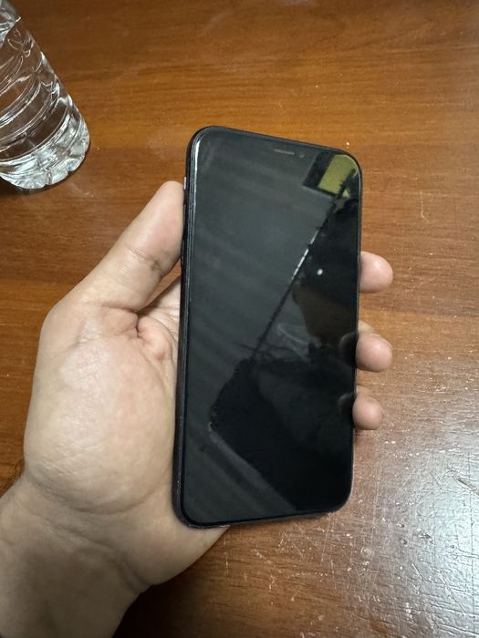 IPHONE XR все в идеальном состоянии