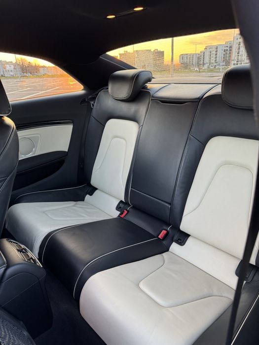 Audi a5 S line 211cp
