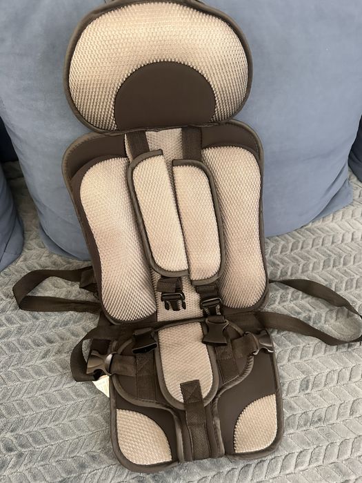 Бескаркасное автокресло