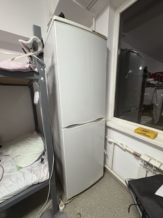 Холадильник atlant старый