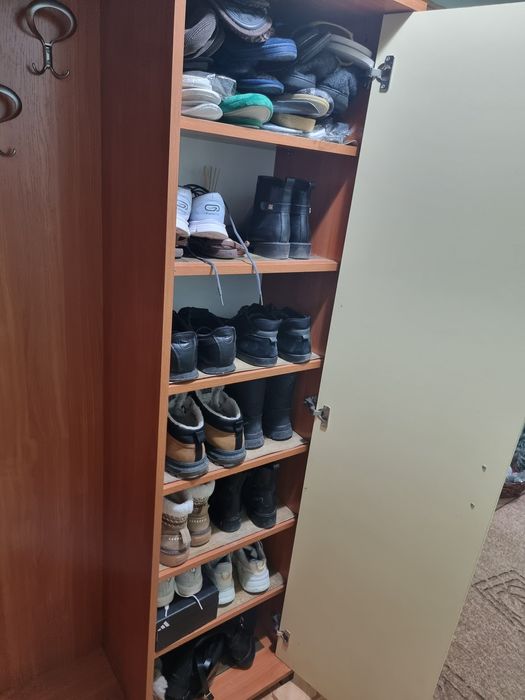 Портманто с шкаф за обувки