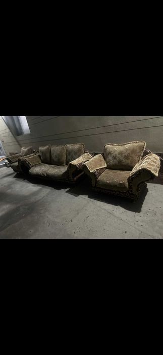 Угалог для гостинной