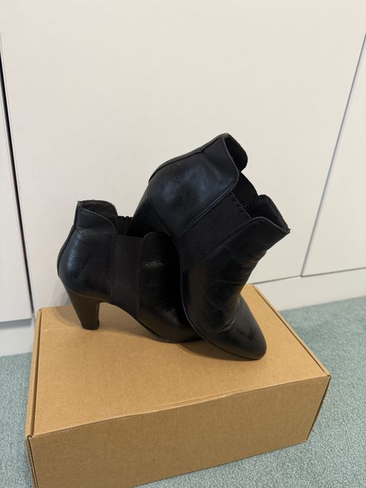 Botine negre, poele naturala, marime 39