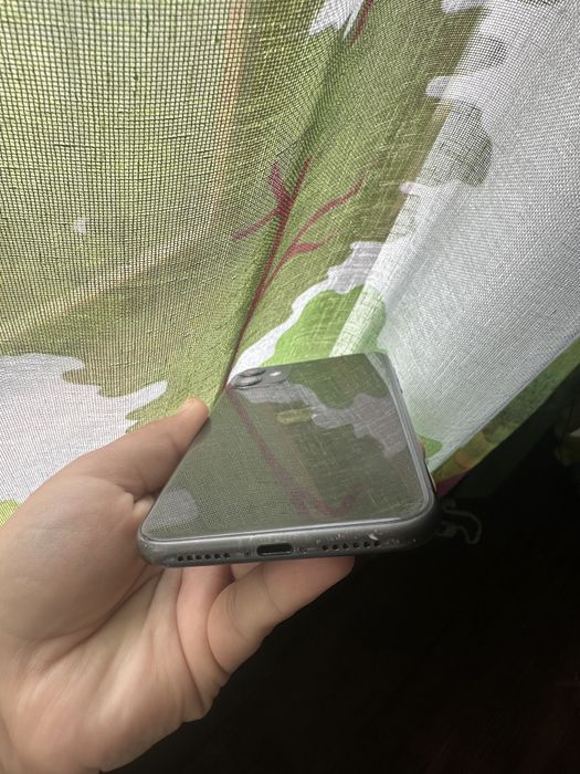 Iphone 11 capacitate 64 gb