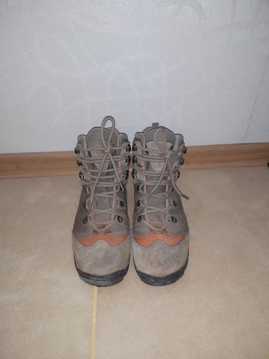 Фирменные ботинки Columbia размер 38.5