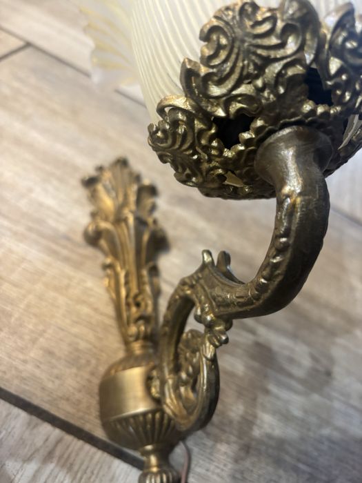 Ретро аплици от излят месинг