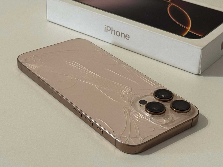 Бартер! iPhone 16 Pro Max Desert Titanium (Златен) 93%