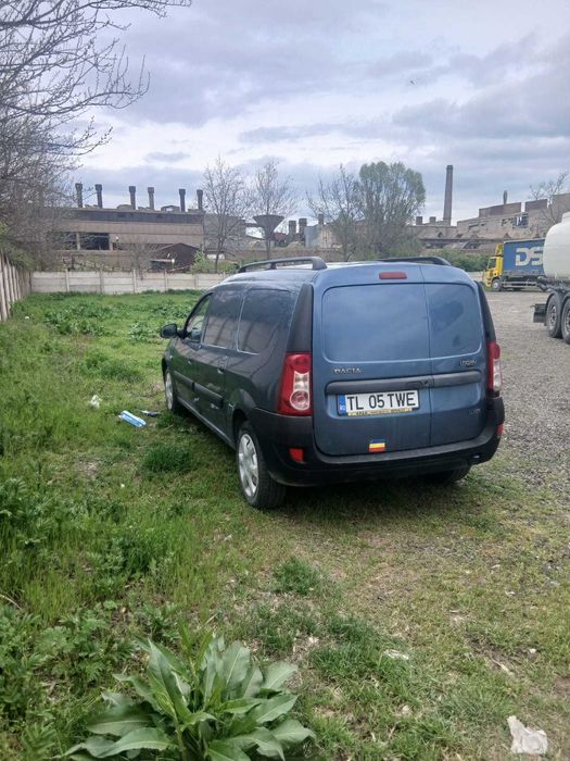 Logan van de vanzare