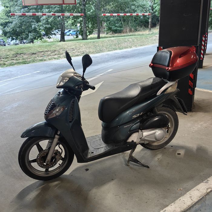 Honda sh 150i скутер