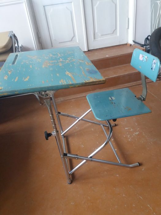 Продается парта складная