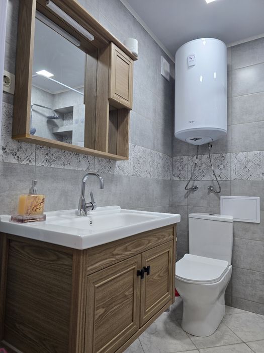 Продава се Двустаен апартамент в Добрич, Център - 67 кв.м за 800 €/кв.м - Снимка #7