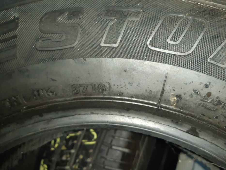 195/80/15  5buc Bridgestone vara dot 3718  7  73mm