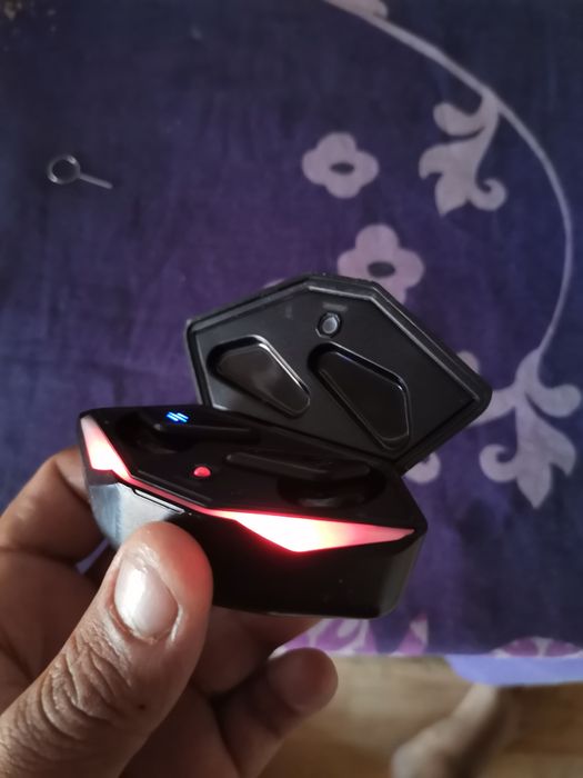 Блутут слушалки оригинални