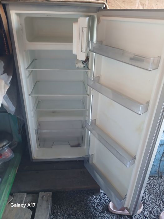 Холодильник Midea