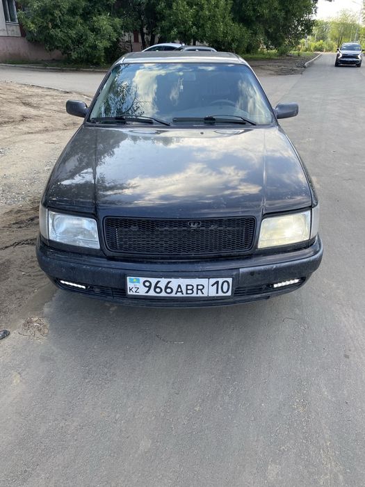 Продам машину ауди 100