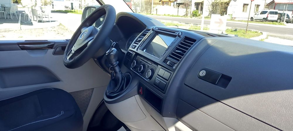 Volkswagen Transporter 2.0Tdi 6locuri Doka/ adusa de 2zile/klima, navi