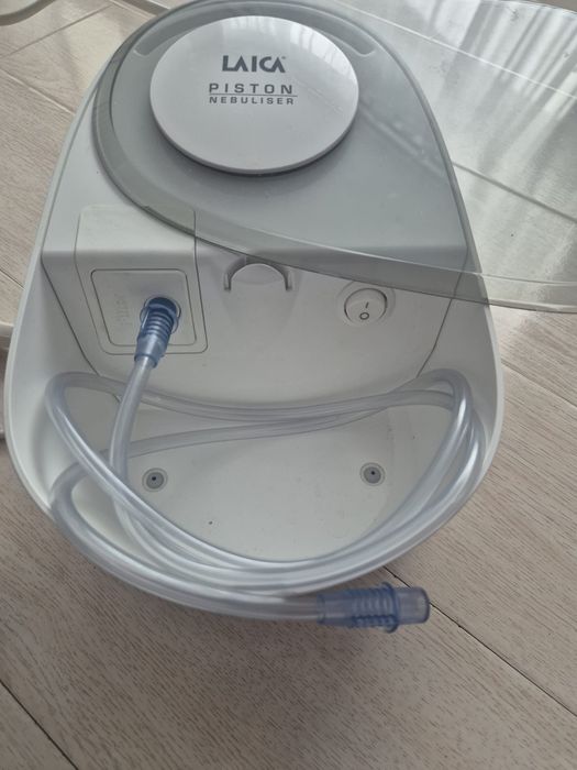 Aparat aerosoli Laica NE2012 (nebulizator) – foarte bun, complet