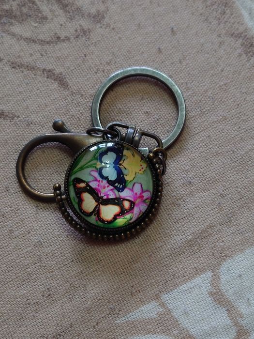 Метален ключодържател