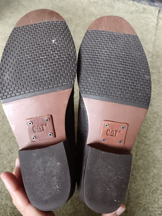 Нови дамски ботуши Caterpillar, размер 39