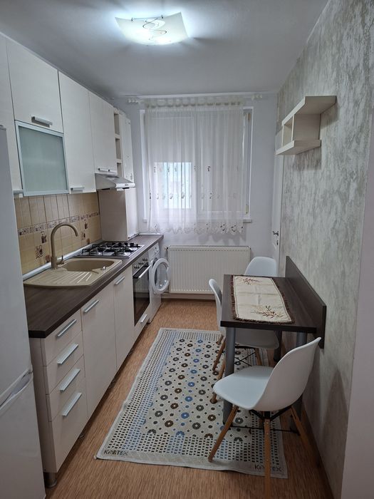 Apartament de inchiriat