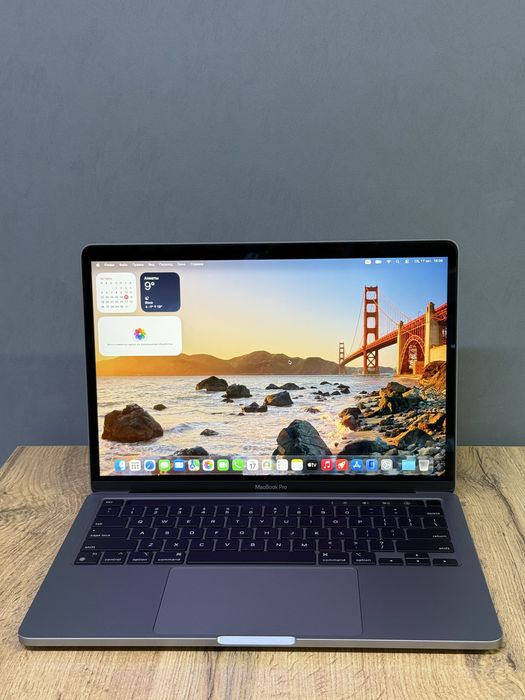 MacBook Pro M1 8/256 GB 13’ АКБ 100 % | Mobile Zone