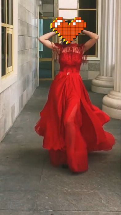 Платье красное вечернее