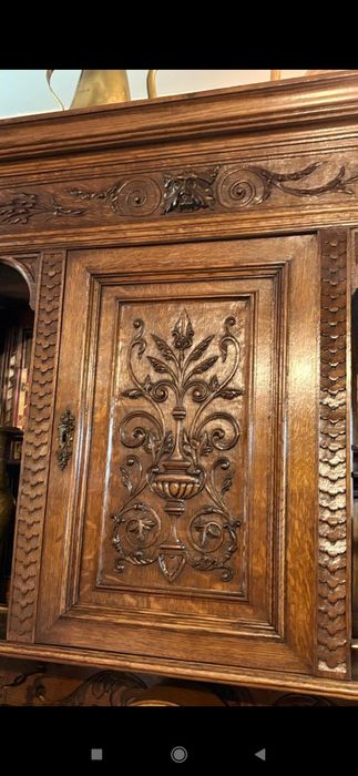 Антикварный шкаф Франция