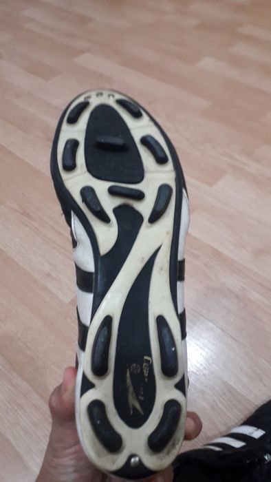 Продам бутсы срочно