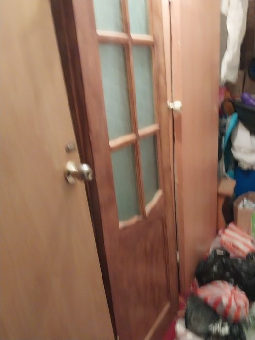 Продам межкомнатные  двери