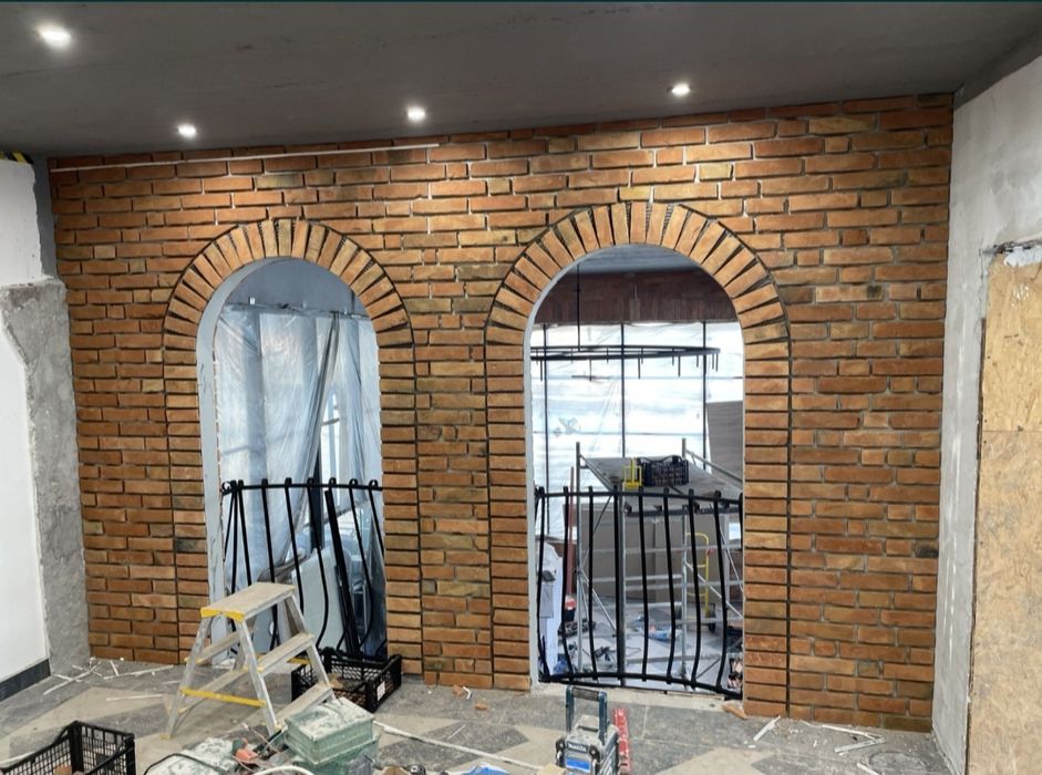 Caramida marginii* Rustice *