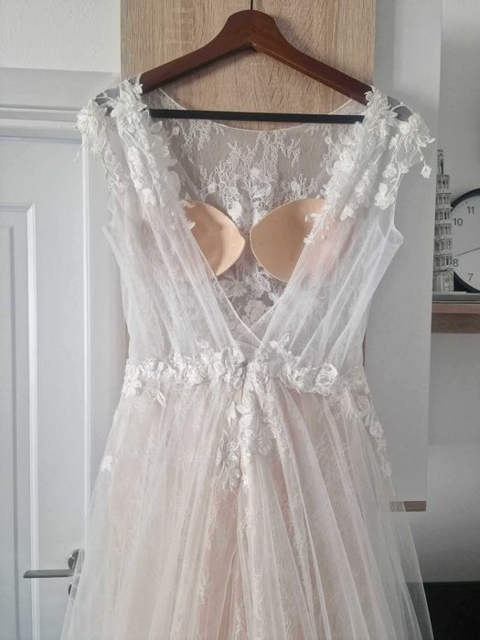 Vand rochie  de mireasa